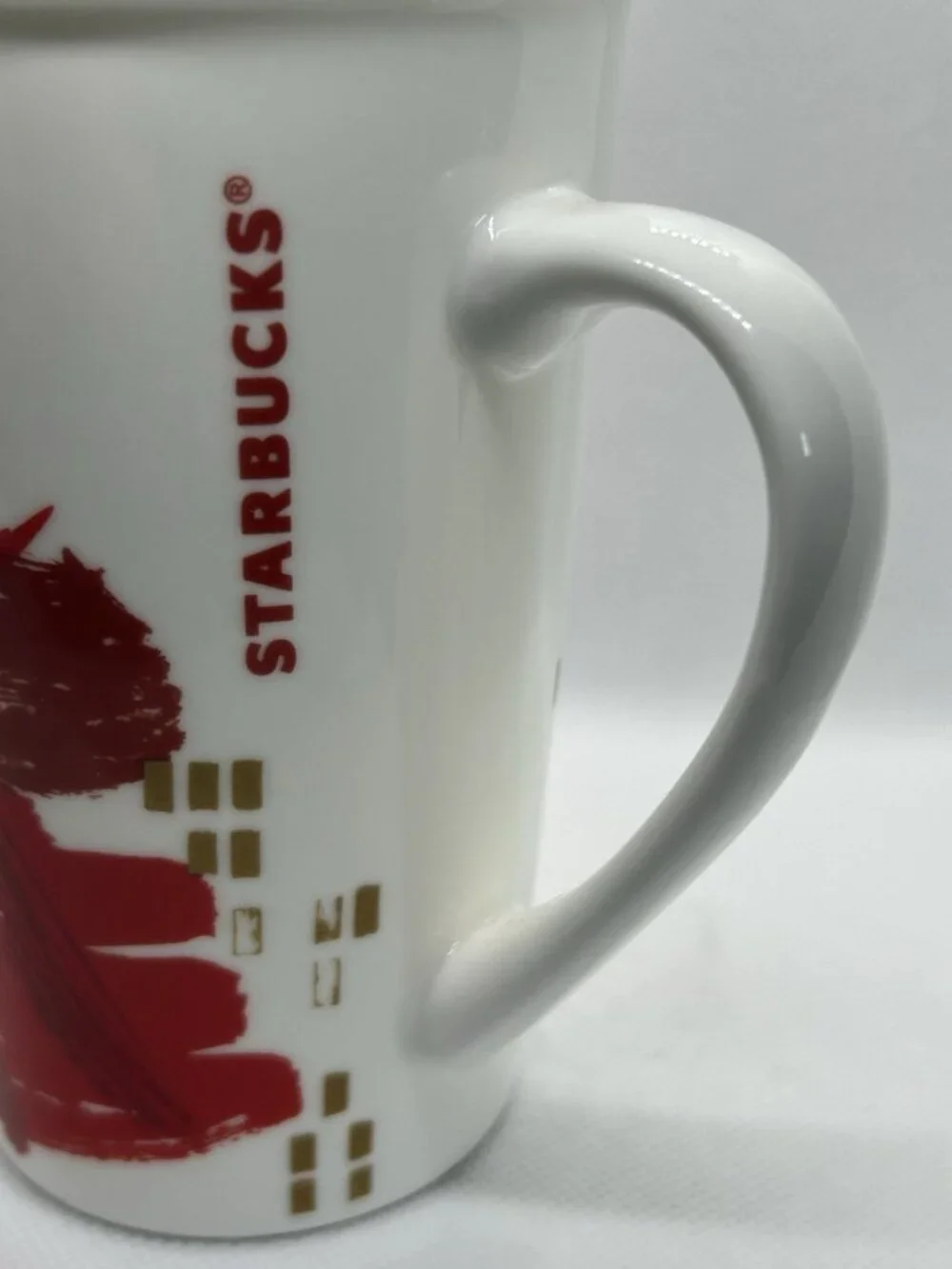 Starbucks Coffee ABSTRACT 12oz Cup Mug White Red Gold 2014 Holiday